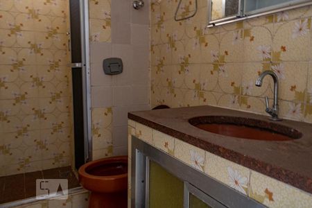 Apartamento à venda com 100m², 2 quartos e sem vaga Apartamento à venda com 100m², 2 quartos e sem vagaBanheiro