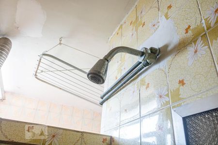 Apartamento à venda com 100m², 2 quartos e sem vaga Apartamento à venda com 100m², 2 quartos e sem vagaBanheiro