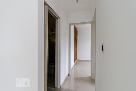 Corredor de apartamento à venda com 2 quartos, 57m² em Jardim Patente, São Paulo