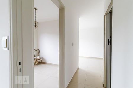 Corredor de apartamento à venda com 2 quartos, 57m² em Jardim Patente, São Paulo
