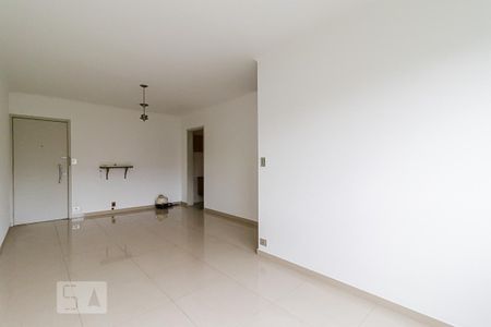 Sala de apartamento à venda com 2 quartos, 57m² em Jardim Patente, São Paulo