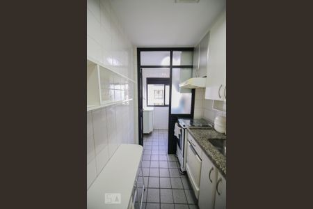 Apartamento para alugar com 56m², 2 quartos e 2 vagas Apartamento para alugar com 56m², 2 quartos e 2 vagasCozinha