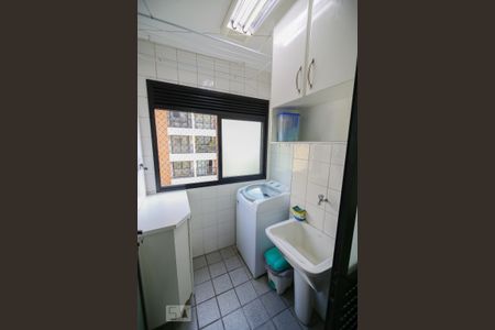 Apartamento para alugar com 56m², 2 quartos e 2 vagas Apartamento para alugar com 56m², 2 quartos e 2 vagasLavanderia