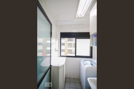 Apartamento para alugar com 56m², 2 quartos e 2 vagas Apartamento para alugar com 56m², 2 quartos e 2 vagasLavanderia