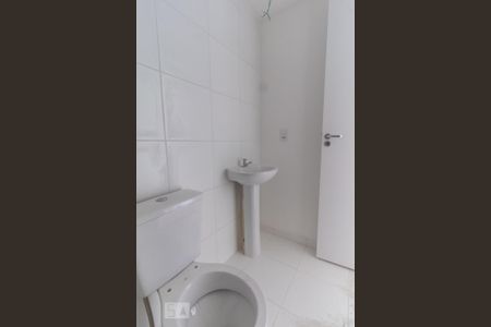 Apartamento à venda com 39m², 2 quartos e sem vagaBanheiro