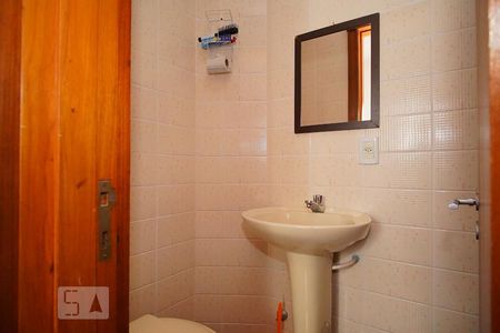 Apartamento para alugar com 352m², 4 quartos e sem vagaBanheiro de Serviço
