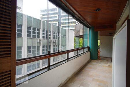 Apartamento para alugar com 352m², 4 quartos e sem vagaQuarto 2 - Vista