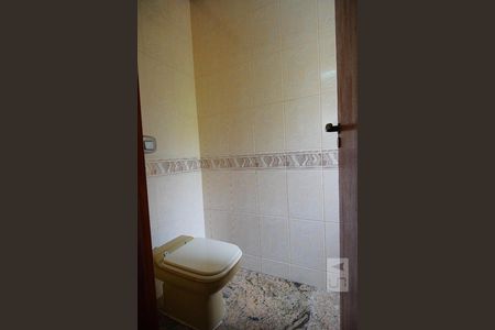 Apartamento para alugar com 352m², 4 quartos e sem vagaBanheiro do Quarto 2