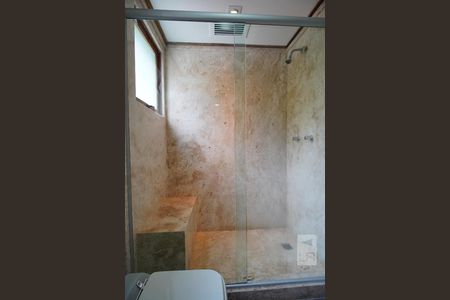 Apartamento para alugar com 352m², 4 quartos e sem vagaBanheiro do Quarto 3