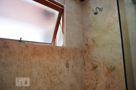 Apartamento para alugar com 352m², 4 quartos e sem vagaBanheiro do Quarto 2