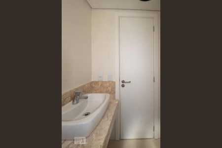 Apartamento à venda com 72m², 2 quartos e 2 vagasBanheiro