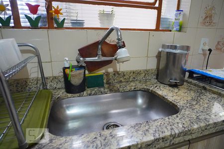 Casa à venda com 188m², 4 quartos e 2 vagasCozinha