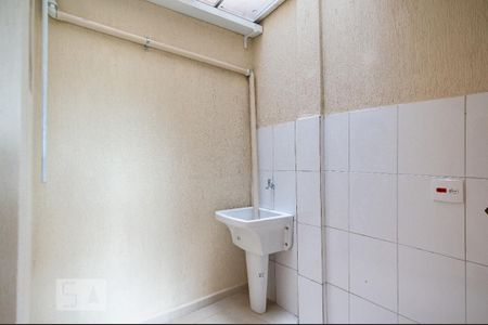 Casa de condomínio para alugar com 75m², 2 quartos e 1 vaga Casa de condomínio para alugar com 75m², 2 quartos e 1 vagaÁrea de Serviço