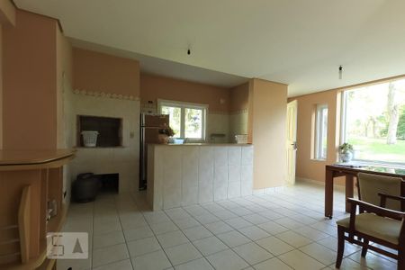 Casa de condomínio à venda com 980m², 4 quartos e 8 vagascasa de serviço