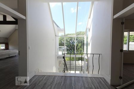 Casa de condomínio à venda com 980m², 4 quartos e 8 vagasCorredor