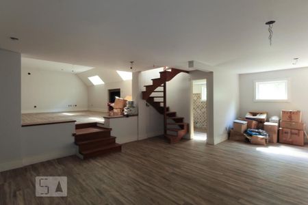 Casa de condomínio à venda com 980m², 4 quartos e 8 vagasSala de cinema