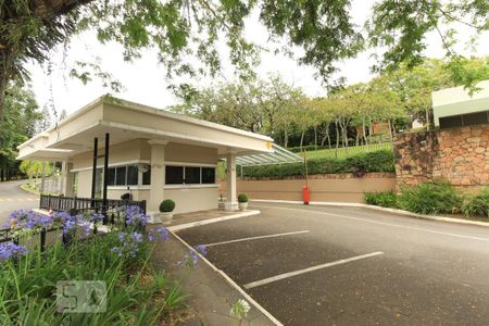 Casa de condomínio à venda com 980m², 4 quartos e 8 vagasPortaria