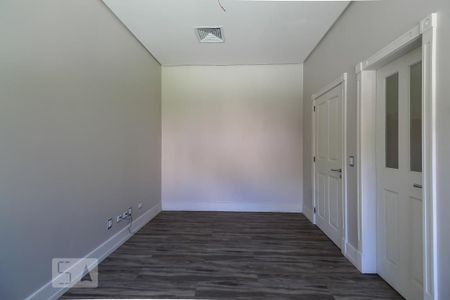 Casa de condomínio à venda com 980m², 4 quartos e 8 vagasSuíte 1