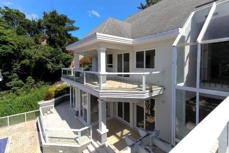 Casa de condomínio à venda com 980m², 4 quartos e 8 vagasVista da suíte master