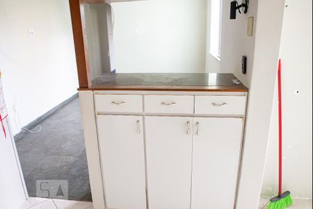 Apartamento para alugar com 59m², 3 quartos e 1 vagaCozinha - Armários
