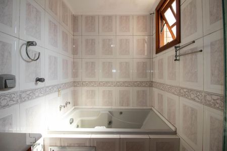 Apartamento à venda com 152m², 3 quartos e 2 vagas Apartamento à venda com 152m², 3 quartos e 2 vagasBanheiro da Suíte