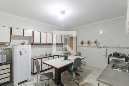 Casa à venda com 227m², 4 quartos e 4 vagasCozinha 1