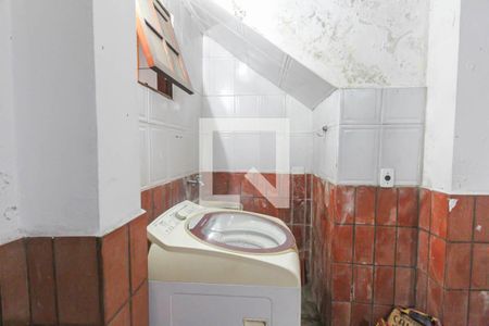 Casa à venda com 227m², 4 quartos e 4 vagascasa 2 - Área de Serviço