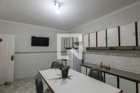 Casa à venda com 227m², 4 quartos e 4 vagasCozinha 1