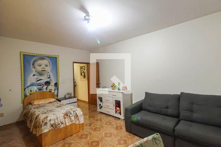 Casa à venda com 227m², 4 quartos e 4 vagasSuite