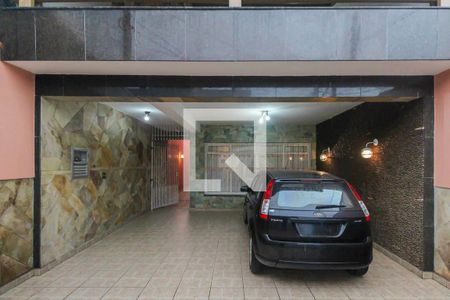 Casa à venda com 227m², 4 quartos e 4 vagasGaragem