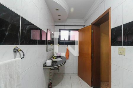 Casa à venda com 227m², 4 quartos e 4 vagasBanheiro da Suíte