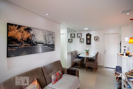 Sala de apartamento para alugar com 2 quartos, 54m² em Jardim das Acácias, São Paulo