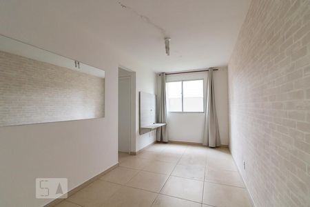 Sala de apartamento à venda com 2 quartos, 43m² em Jardim Adriana, Guarulhos