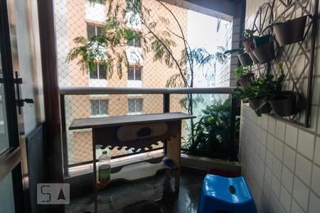 Apartamento à venda com 323m², 3 quartos e 4 vagasVaranda da Cozinha