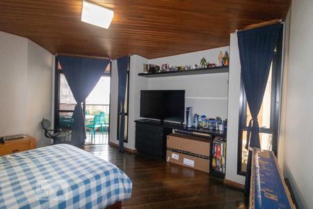 Apartamento à venda com 323m², 3 quartos e 4 vagasSuíte 2