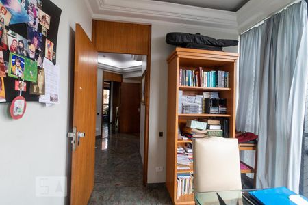 Apartamento à venda com 323m², 3 quartos e 4 vagasEscritório