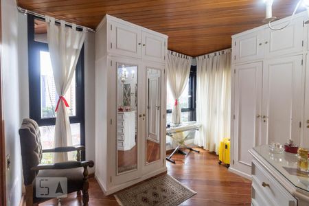 Apartamento à venda com 323m², 3 quartos e 4 vagasSuíte 3