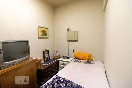 Apartamento à venda com 323m², 3 quartos e 4 vagasQuarto de Serviço