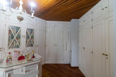 Apartamento à venda com 323m², 3 quartos e 4 vagasSuíte 3