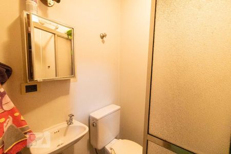 Apartamento à venda com 323m², 3 quartos e 4 vagasBanheiro de Serviço