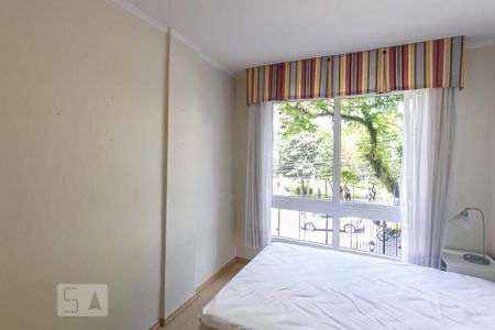 Quarto 1 de apartamento para alugar com 2 quartos, 78m² em Auxiliadora, Porto Alegre