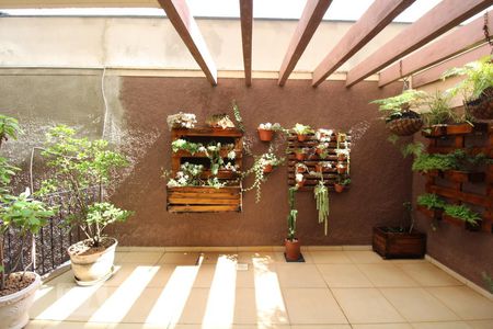 Apartamento à venda com 74m², 2 quartos e 1 vagaÁrea comum - Salão de festas