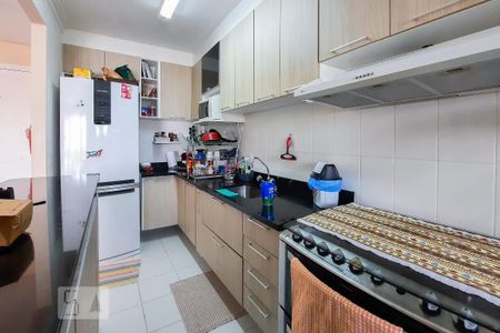 Apartamento à venda com 81m², 3 quartos e 2 vagas Apartamento à venda com 81m², 3 quartos e 2 vagasCozinha