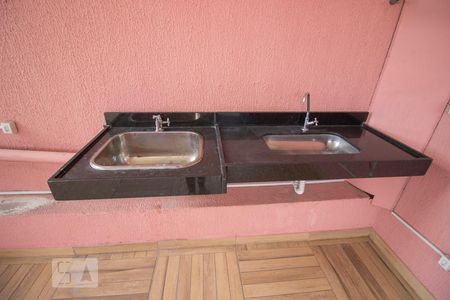 Apartamento à venda com 128m², 2 quartos e 1 vagaÁrea de Serviço