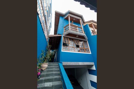 Casa à venda com 230m², 3 quartos e 6 vagasFachada da casa