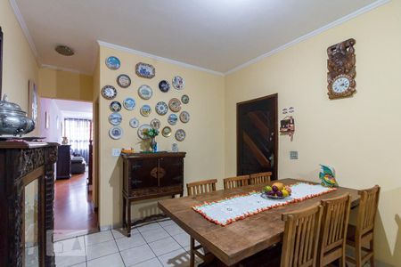 Casa à venda com 230m², 3 quartos e 6 vagasCopa