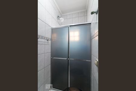 Casa à venda com 230m², 3 quartos e 6 vagasBanheiro quarto 1 suíte