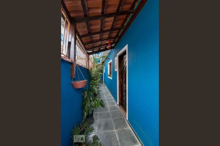 Casa à venda com 230m², 3 quartos e 6 vagasEntrada da casa