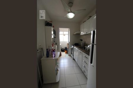 Apartamento à venda com 67m², 2 quartos e 1 vagaCozinha