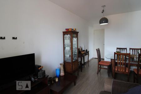 Sala de apartamento à venda com 2 quartos, 67m² em Vila Industrial, Campinas